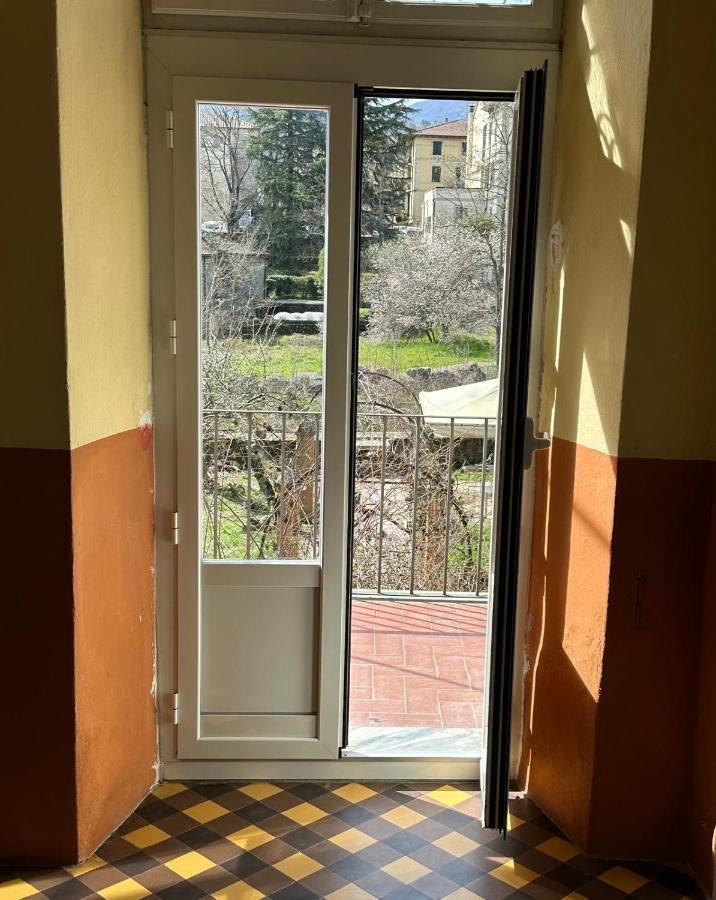 Casa Cavour Hotel Pontremoli Exterior foto